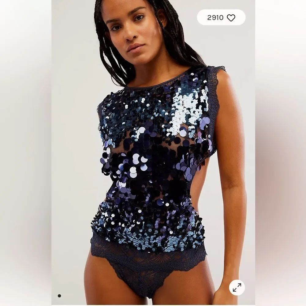 Main Character Bodysuit Intimately size Small